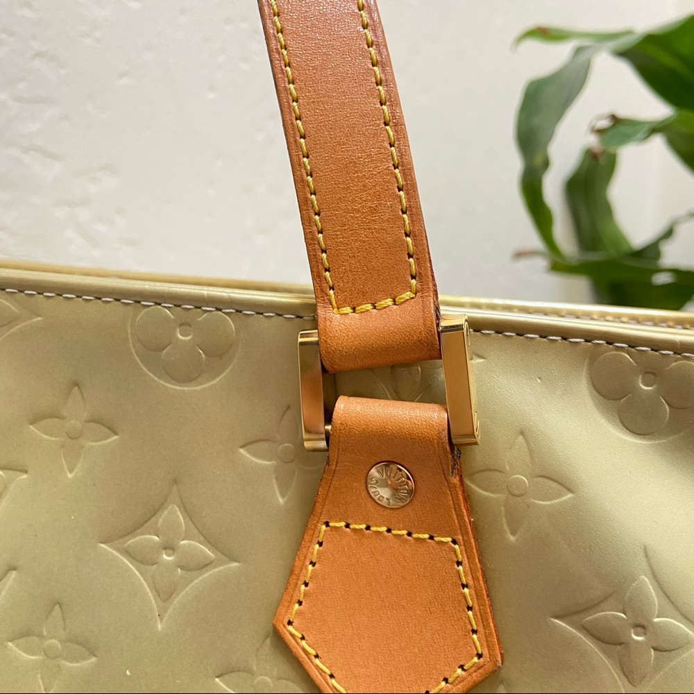 Louis Vuitton Monogram Vernis Houston Tote Bag - Picture 7 of 15